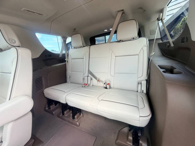 2022 GMC Yukon XL Denali