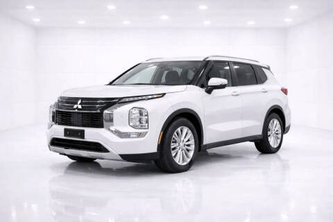 2023 Mitsubishi Outlander ES