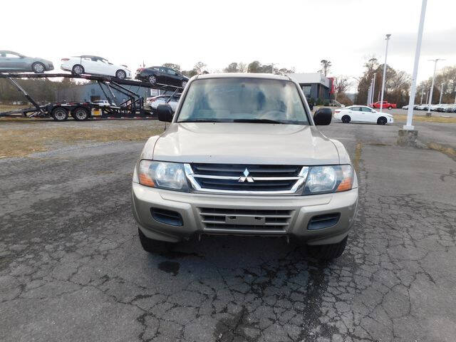 2002 Mitsubishi Montero XLS