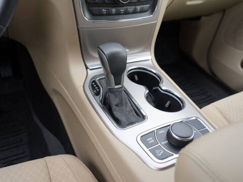 2019 Jeep Grand Cherokee Laredo E