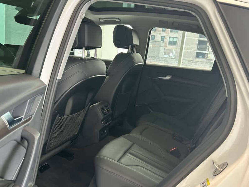 2025 Audi Q5 e quattro S line Premium 55 TFSI