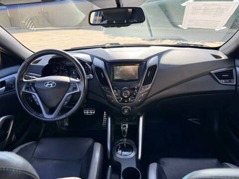 2016 Hyundai Veloster