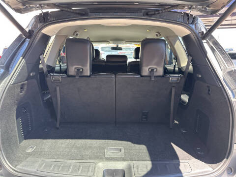 2020 Nissan Pathfinder SL