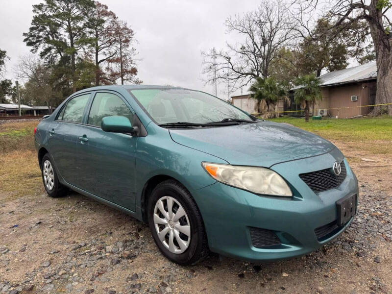 2010 Toyota Corolla LE photo 3