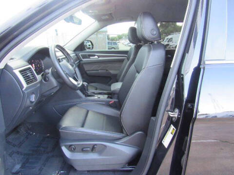 2023 Volkswagen Atlas V6 SE