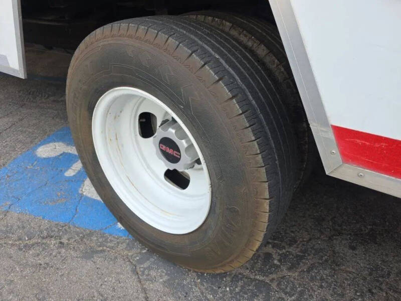 2016 GMC Savana 3500