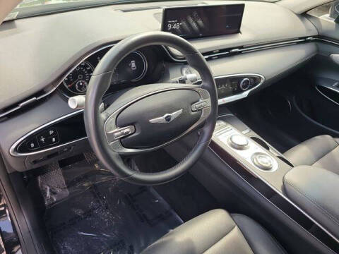 2025 Genesis GV70 2.5T Standard