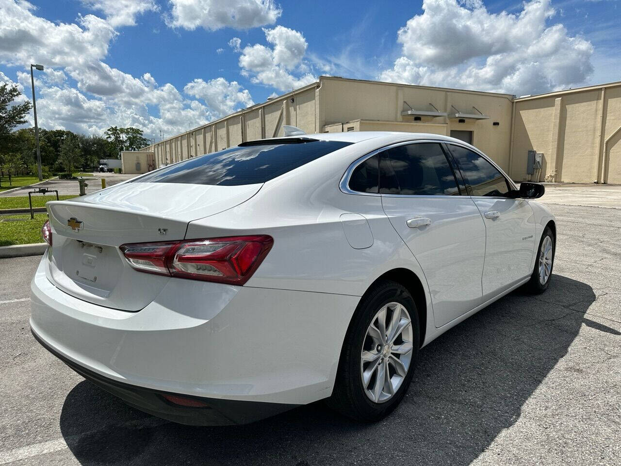 2020 CHEVROLET Malibu Sedan - $14,999
