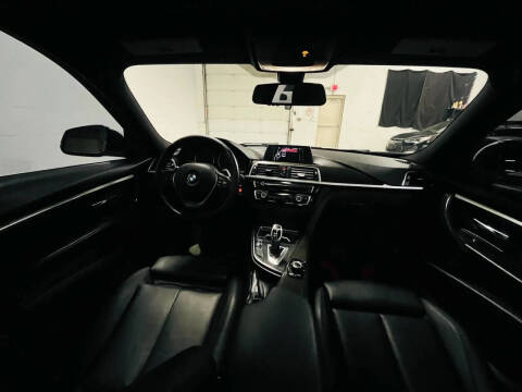 2017 BMW 3 Series 330i xDrive