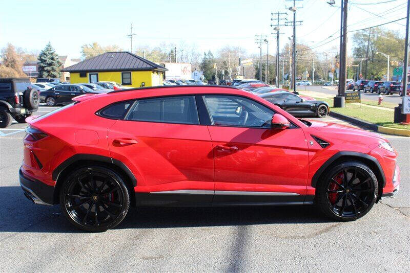 2019 Lamborghini Urus