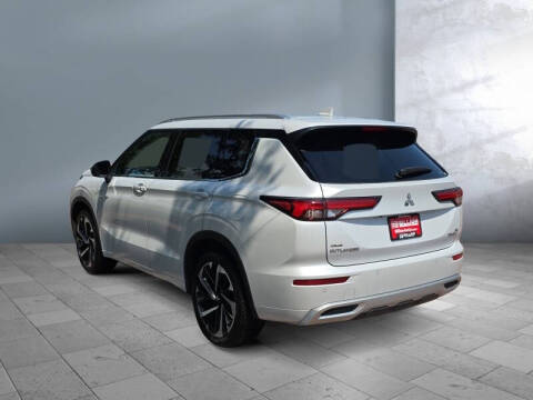 2024 Mitsubishi Outlander PHEV SEL