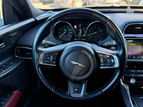 2017 Jaguar XE 35t R-Sport