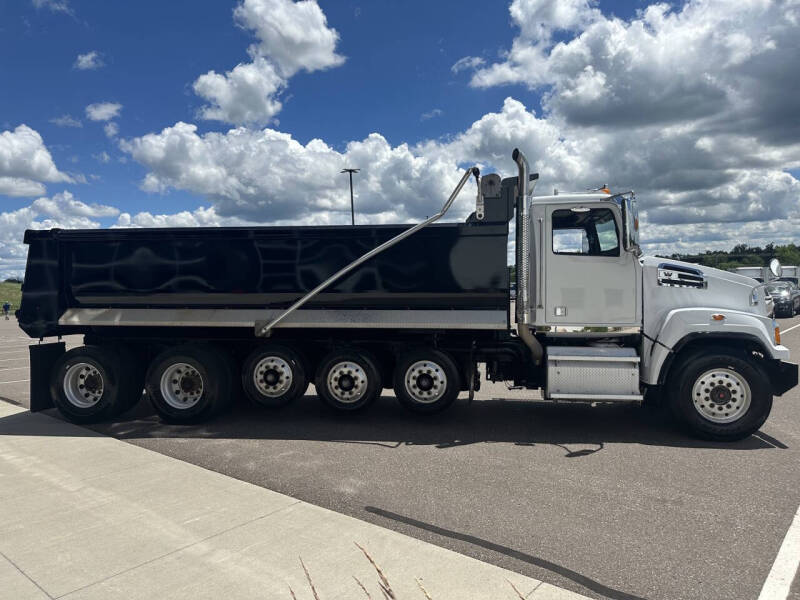 2022 Western Star 4700 SF