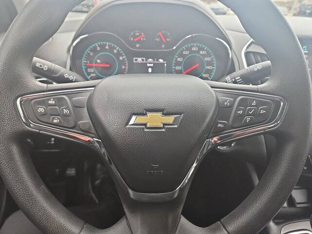 2017 Chevrolet Cruze LT Auto
