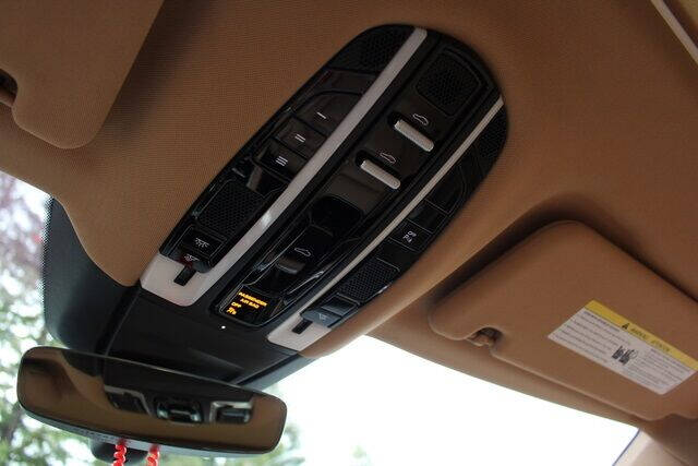 2018 Porsche Panamera