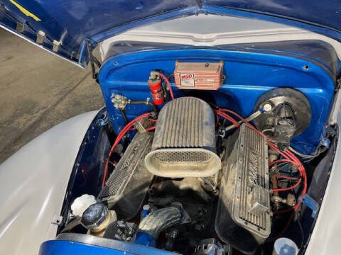 1940 Chevrolet Custom 2 Door