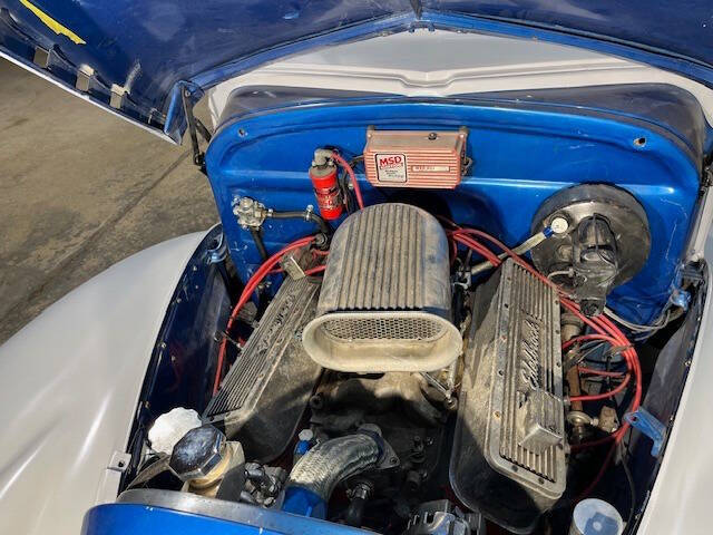 1940 Chevrolet Custom 2 Door