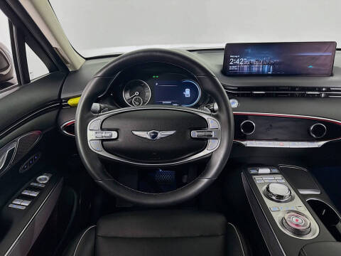 2022 Genesis GV70 2.5T Standard