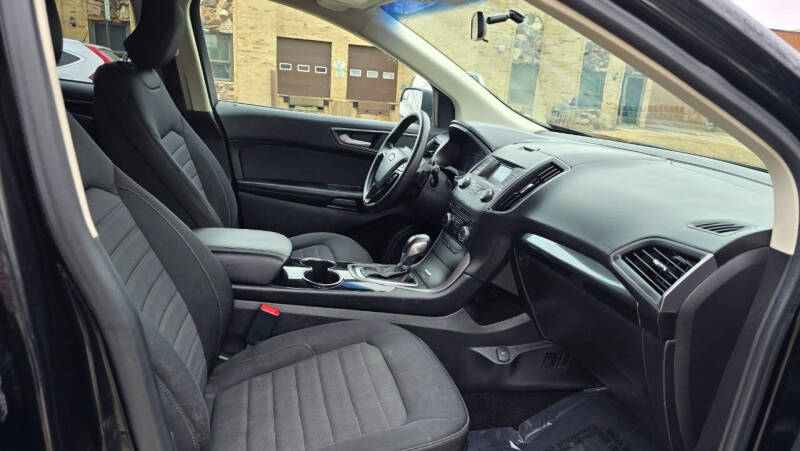 2017 Ford Edge SE