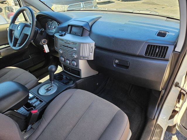 2004 Mitsubishi Endeavor