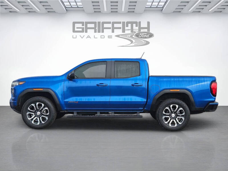 2024 GMC Canyon AT4