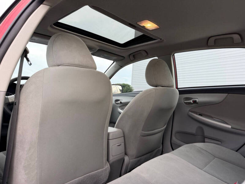 2012 Toyota Corolla LE