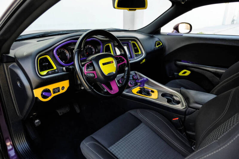 2021 Dodge Challenger SXT