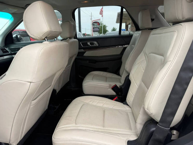2016 Ford Explorer Platinum