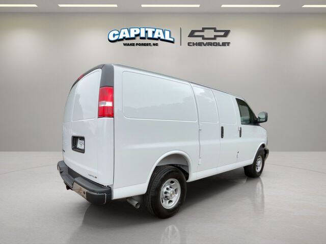 2025 Chevrolet Express 2500