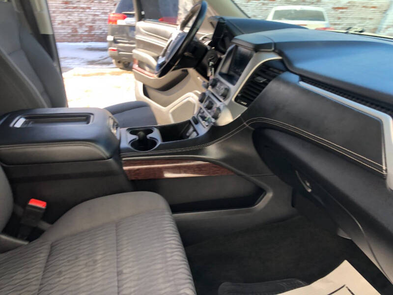2017 GMC Yukon SLE