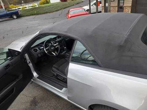 2013 Ford Mustang V6