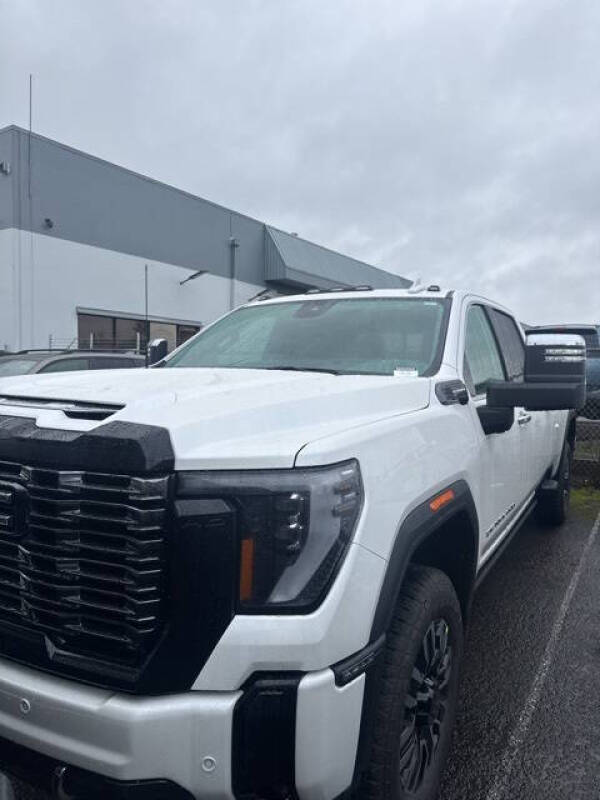 2025 GMC Sierra 3500HD