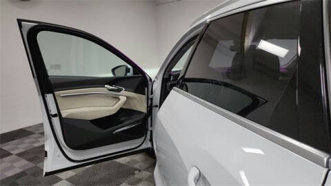 2024 Audi Q8 e-tron quattro Premium Plus