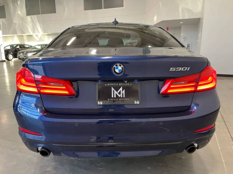 2017 BMW 5 Series 530i