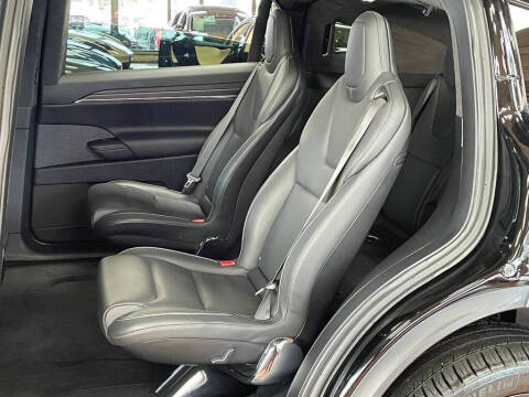 2022 Tesla Model X Plaid