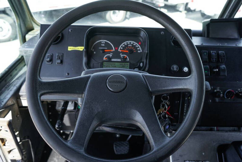 2020 Freightliner MT45 Chassis