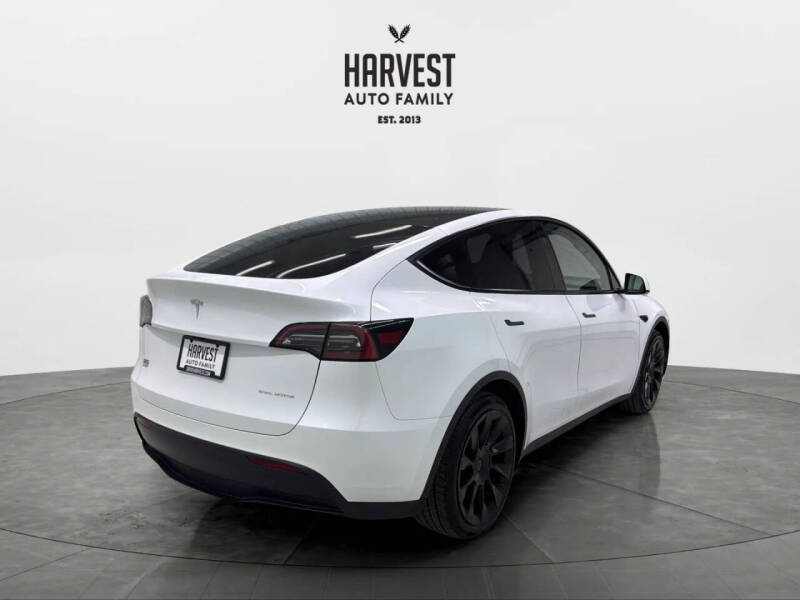 2024 Tesla Model Y Long Range