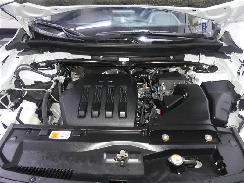 2022 Mitsubishi Eclipse Cross SE