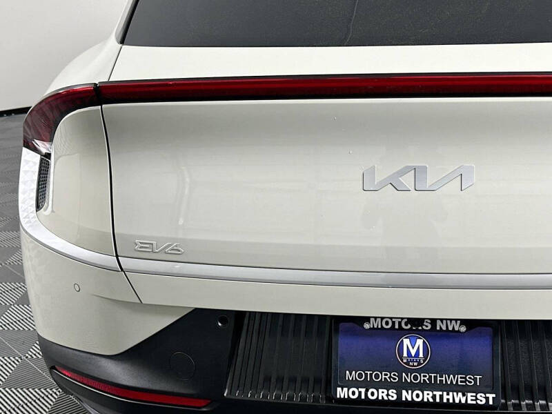 2024 Kia EV6 Light