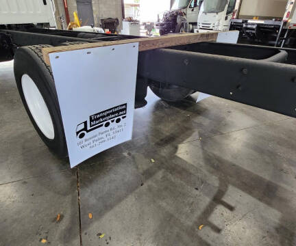 2017 Freightliner M2 106