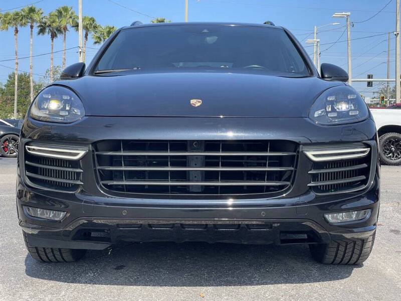 2016 Porsche Cayenne GTS