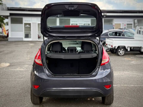2012 Ford Fiesta SE
