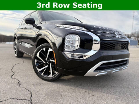 2023 Mitsubishi Outlander SE