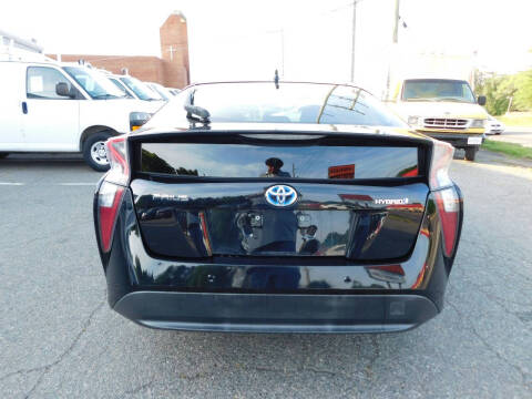 2018 Toyota Prius Three