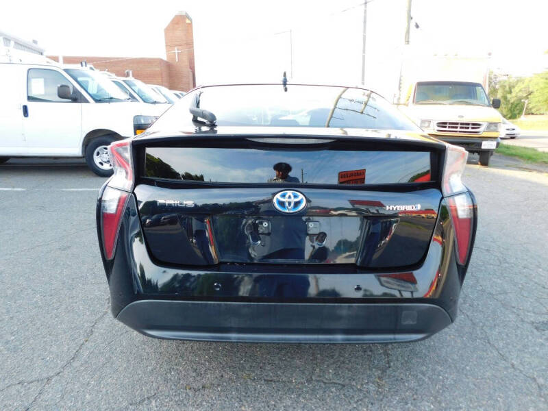 2018 Toyota Prius Three