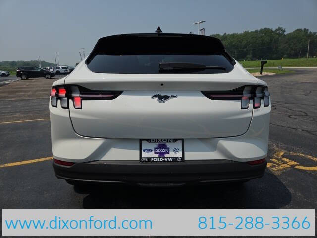 2025 Ford Mustang Mach-E Select