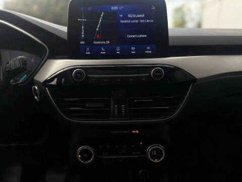 2020 Ford Escape Titanium