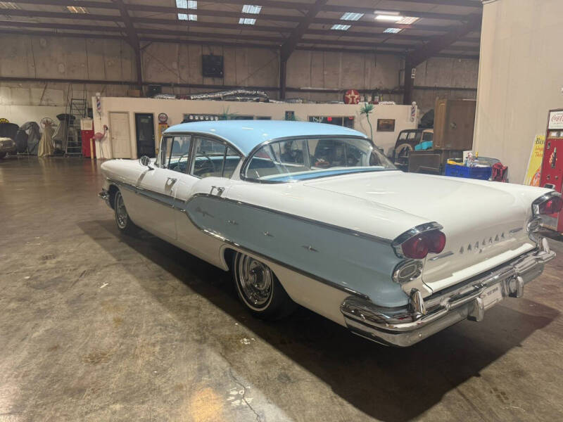 1958 Pontiac Chieftain