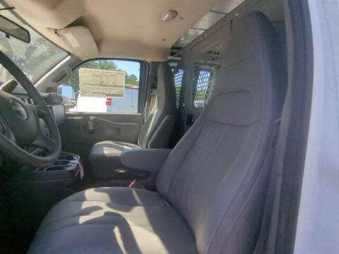 2025 GMC Savana 2500