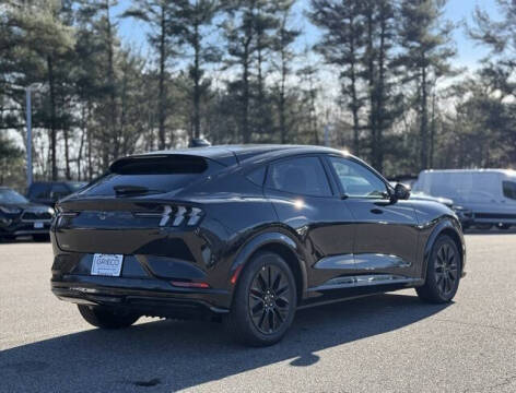 2025 Ford Mustang Mach-E Premium